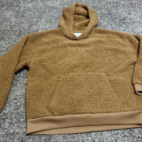 American Eagle Sherpa Teddy Pullover size Medium - Picture 3 of 10